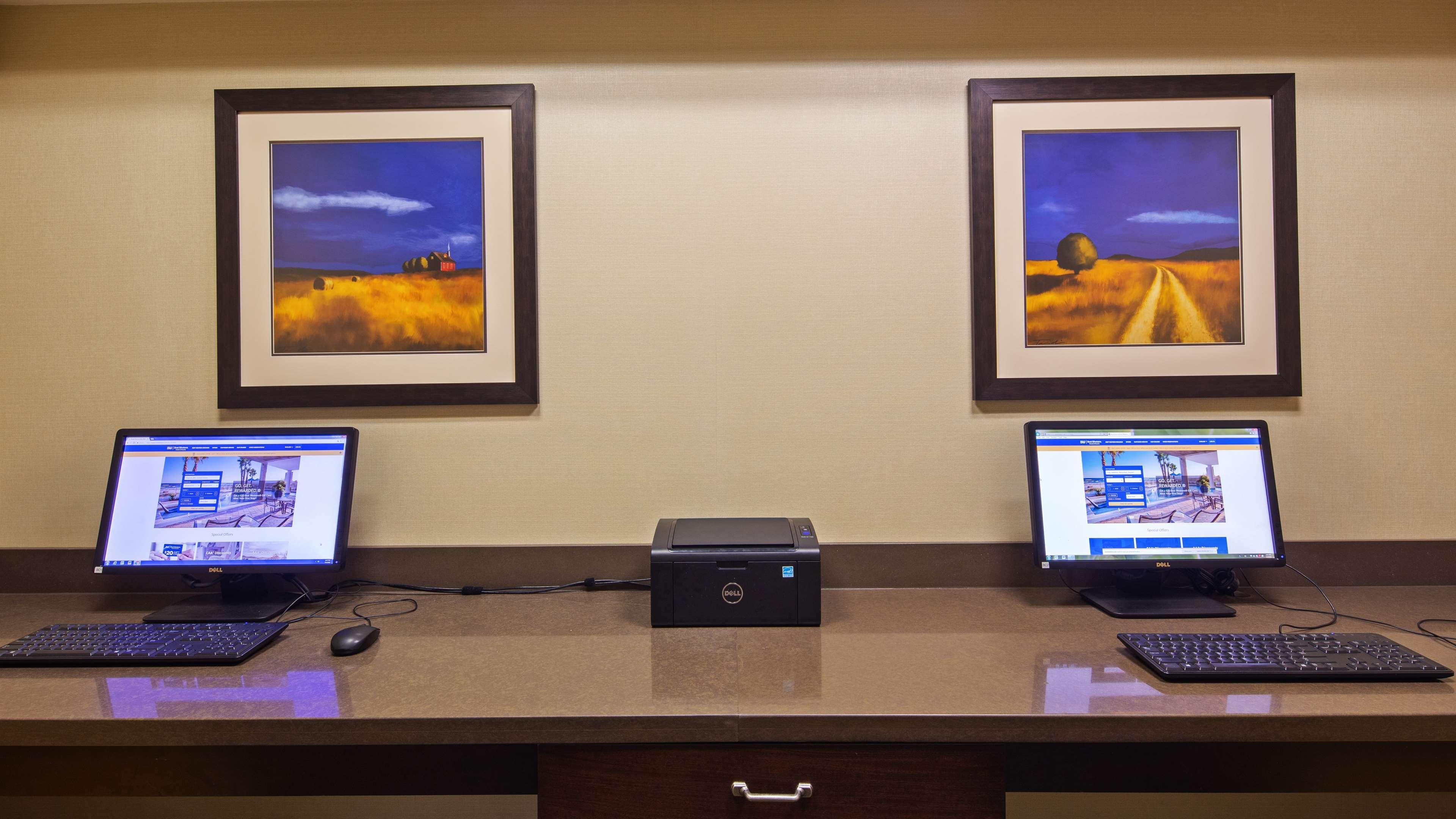 Best Western Plus Dayton Exterior photo